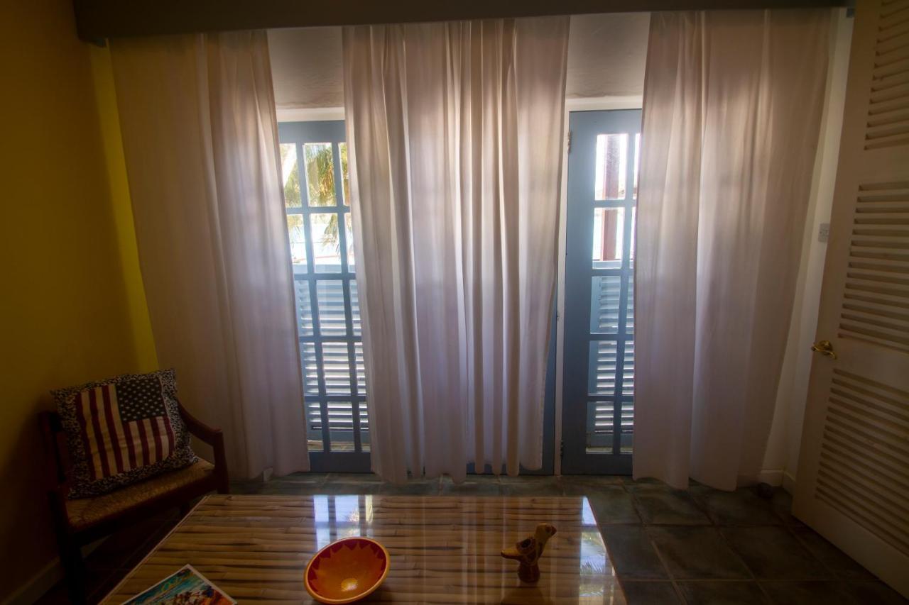 Bequia Beachfront Villa Hotel Friendship Extérieur photo