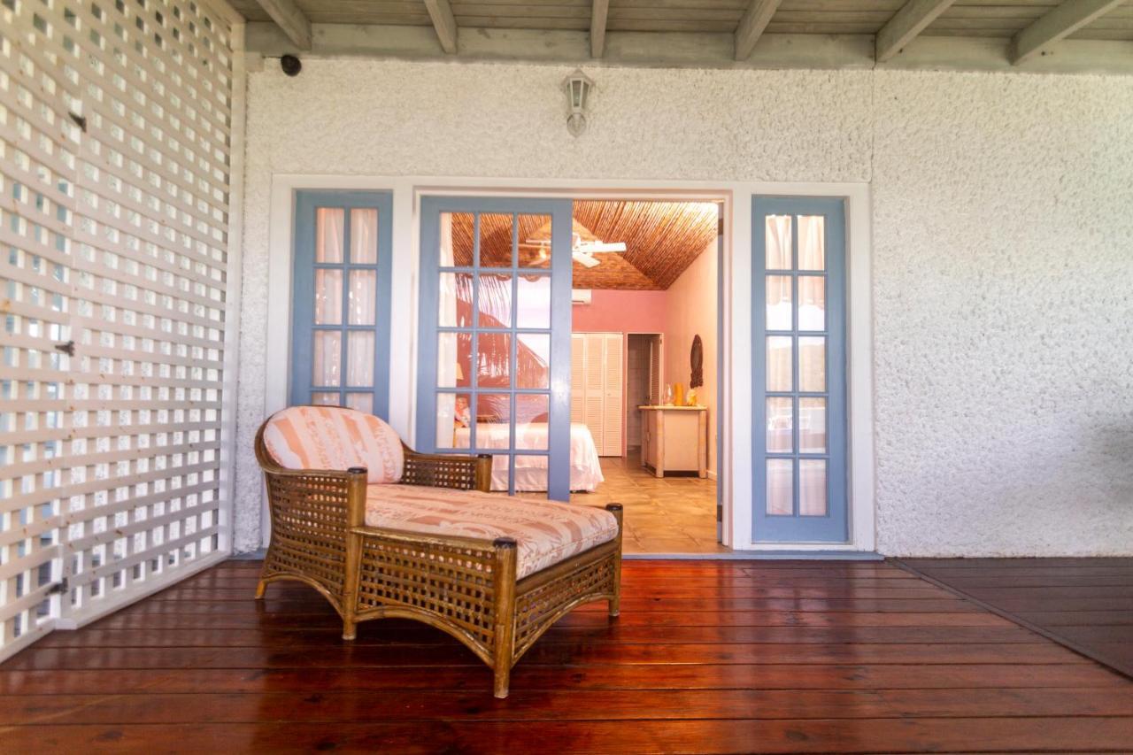 Bequia Beachfront Villa Hotel Friendship Extérieur photo